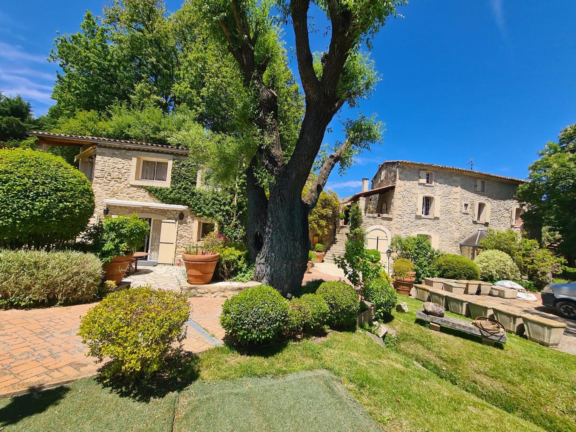 La Campagne St Lazare - Restaurant Chambres D'Hotes Piscine & Spa Forcalquier Bagian luar foto