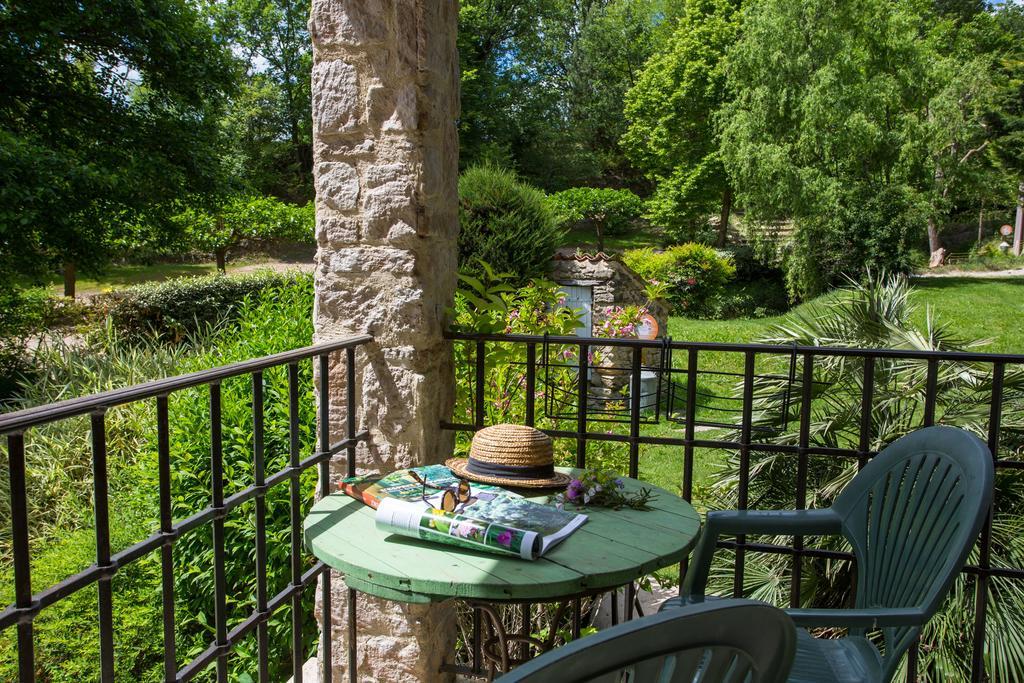 La Campagne St Lazare - Restaurant Chambres D'Hotes Piscine & Spa Forcalquier Bagian luar foto