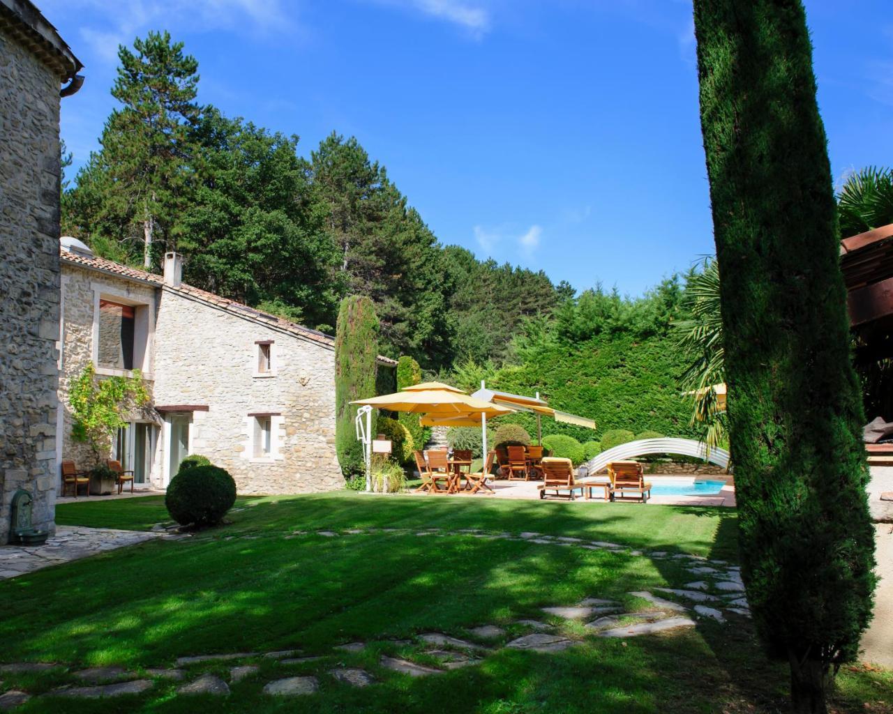La Campagne St Lazare - Restaurant Chambres D'Hotes Piscine & Spa Forcalquier Bagian luar foto