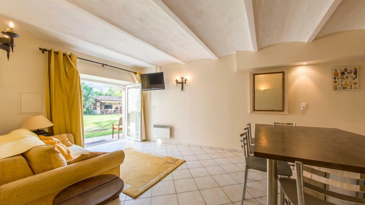 La Campagne St Lazare - Restaurant Chambres D'Hotes Piscine & Spa Forcalquier Bagian luar foto