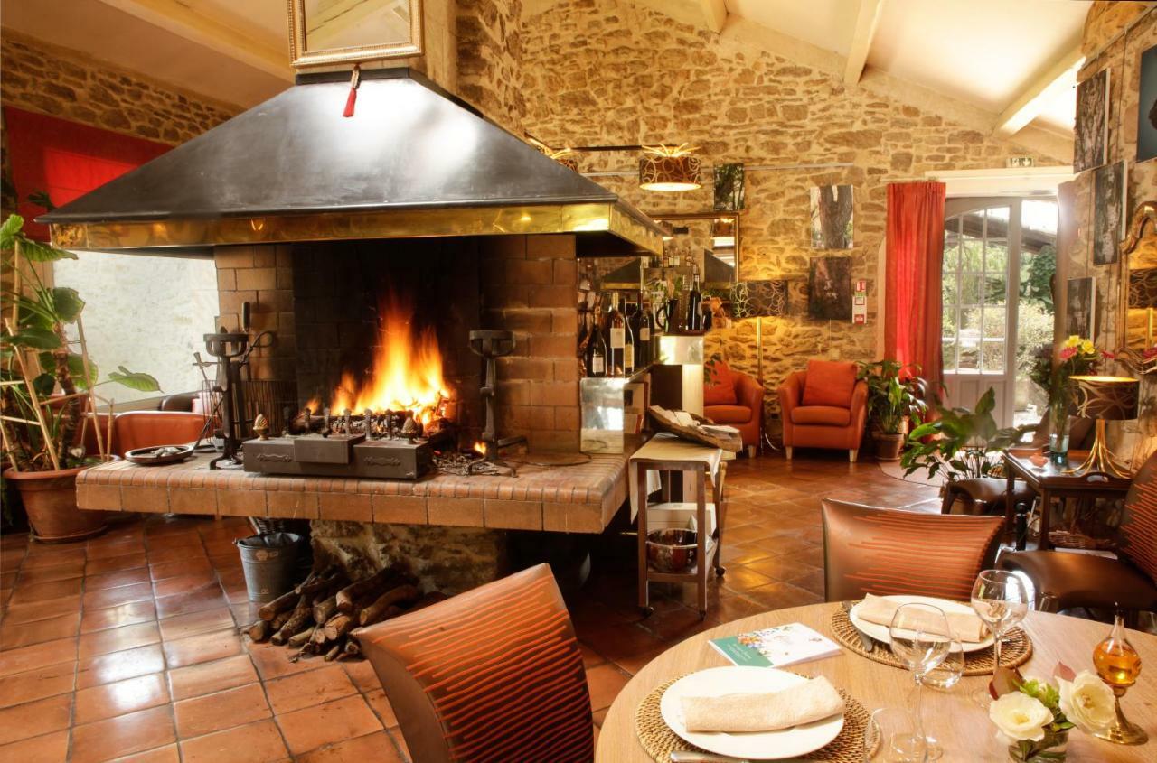 La Campagne St Lazare - Restaurant Chambres D'Hotes Piscine & Spa Forcalquier Bagian luar foto